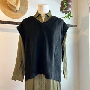 H&M Black Soft Knit Oversized Wool Blend Pullover Sweater Vest Size Small NEW